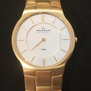 Skagen gold colored watch. Brand new.
